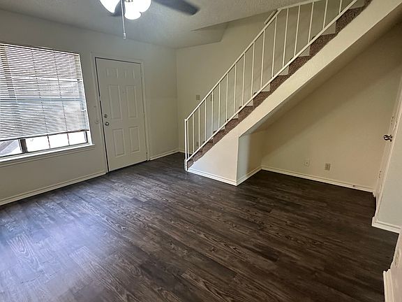 4th image of 721 Avenue A APT 7