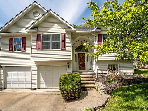 2nd image of 2062 Pinecrest Dr
