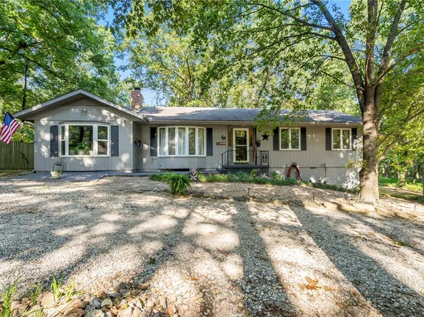 10899 Hummingbird Rd, Gravette, AR 72736