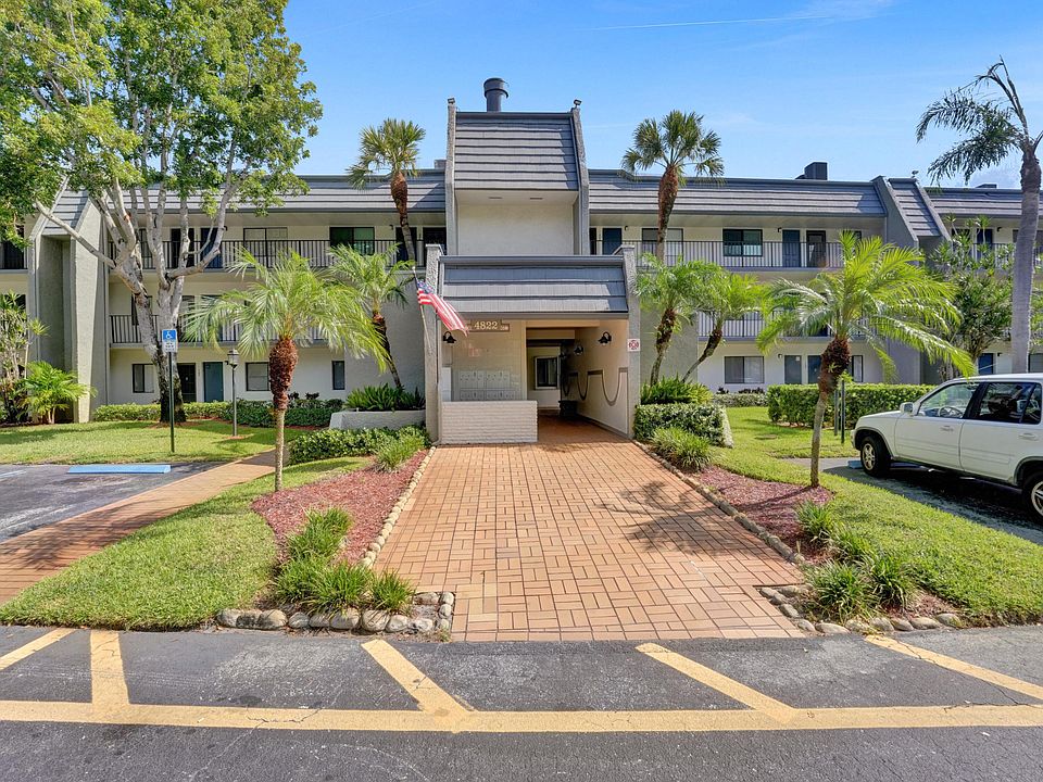 1st image of 4822 Esedra Court #306