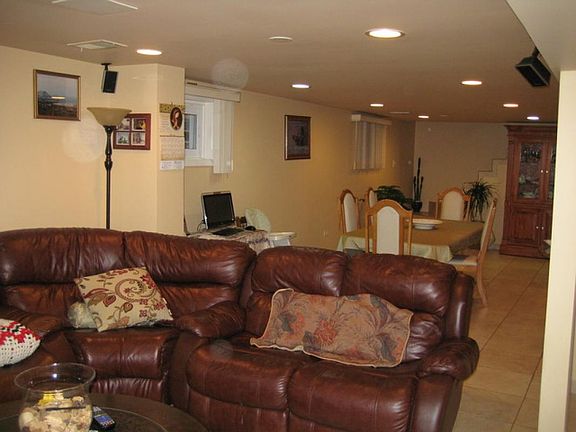 5th image of 5015 N Nordica Ave