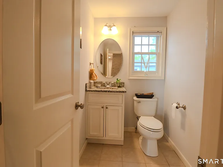 9 Brewer St #4 — Photo 8