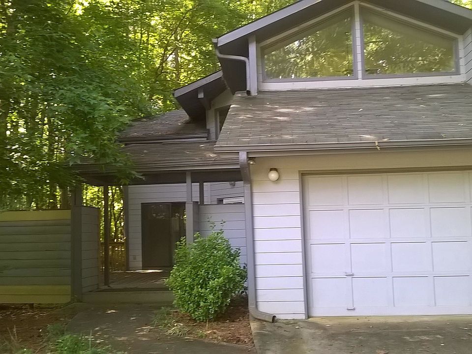 1st image of 1059 Plantation Blvd SE