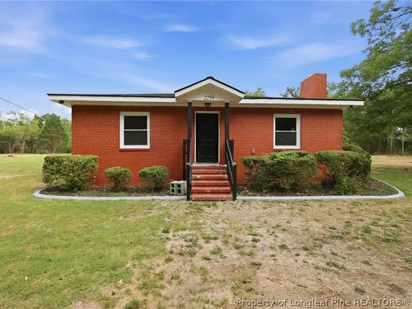 2259 Lake Upchurch Dr, Parkton, NC 28371