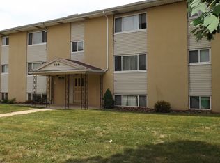 841 Silver Meadows Blvd, Kent, OH 44240