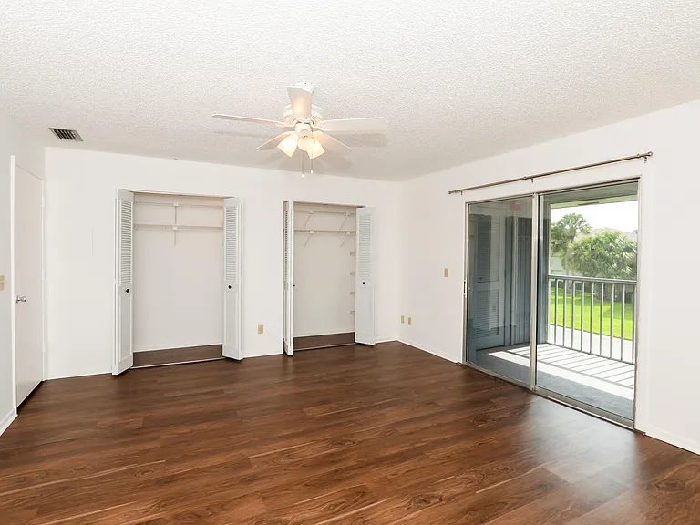 8 Lake Vista Trl #205 — Photo 11