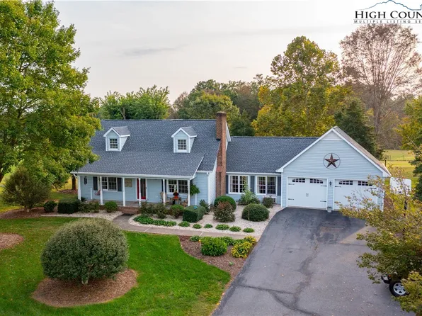 2040 Silver Lake Road, Yadkinville, NC 27055