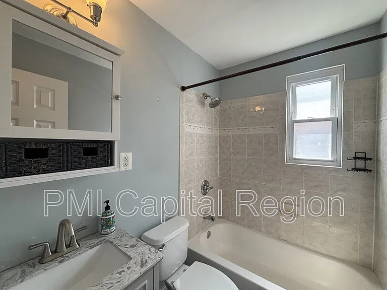 4706 Red Fox Rd — Photo 10