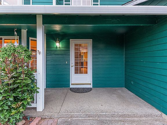 4th image of 9108 NE 131st Ave