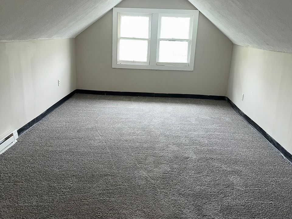 1st image of 3652 E 151st St #2