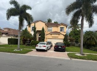 Chapel Lake Estates, Pembroke Pines, FL 33029