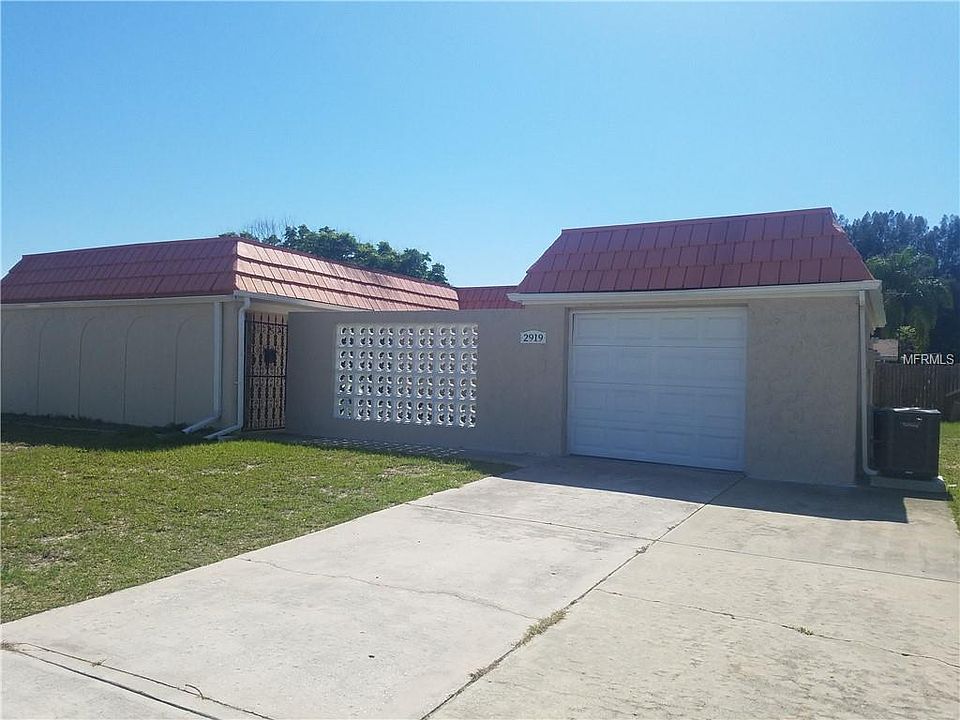 1st image of 2919 Finch Dr