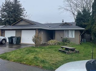 1096 Raffon Ct SE, Salem, OR 97317