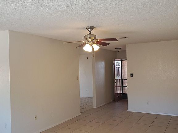 Living room to entry