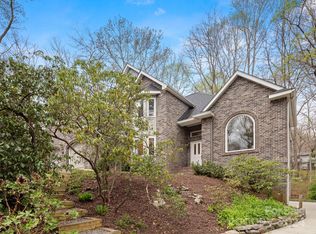 25 Spring Cove Ct, Arden, NC 28704
