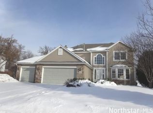 9124 White Oaks Trl N, Champlin, MN 55316