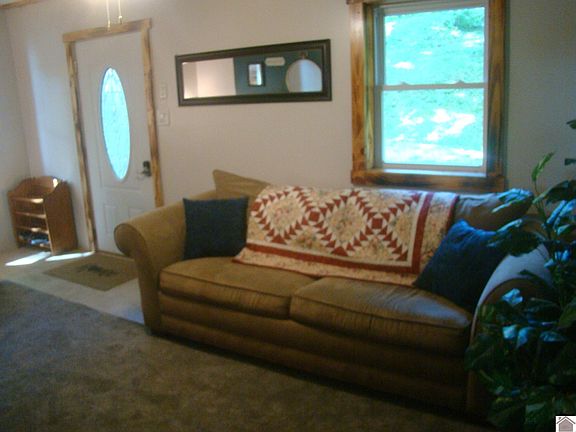3rd image of 393 Lake Vista Dr