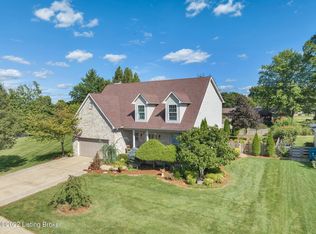 1011 Hardin Holly, La Grange, KY 40031