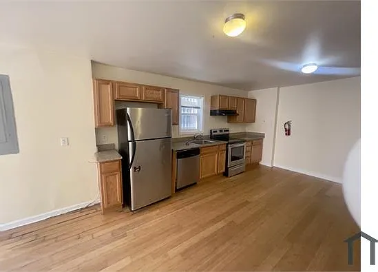 1526 N 17th St #2 — Photo 1