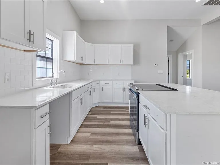 151 Ednas Rd — Photo 14