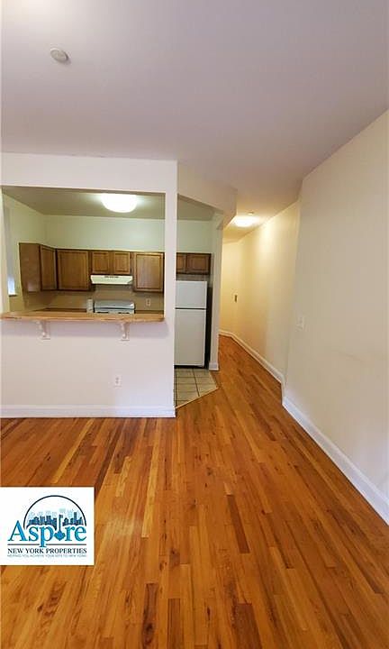 1st image of 2460 7th Ave #25