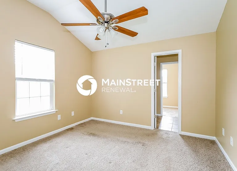 15722 Southern Garden Ln — Photo 10