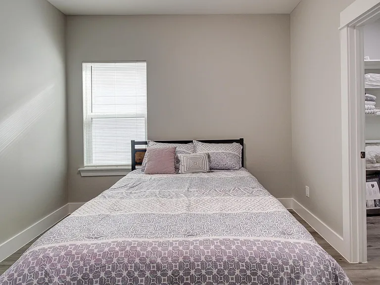 9305 Tower St — Photo 6