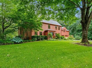3 Buchan Rd, Andover, MA 01810