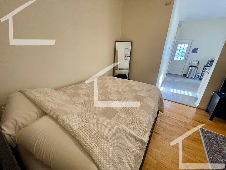 208 Chestnut Hill Ave #3 — Photo 4