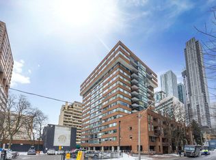 15 McMurrich St #1004, Toronto, ON M5R 3M6