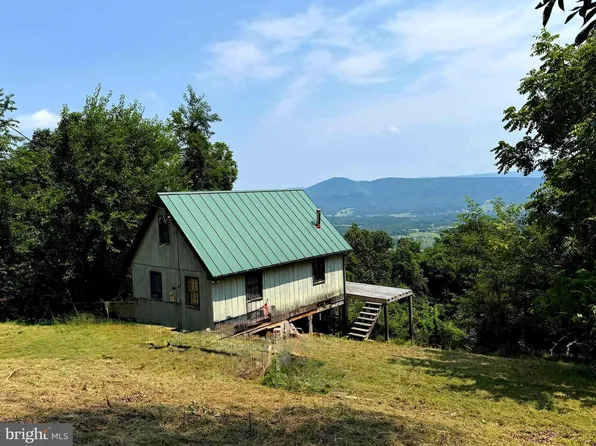 567 Highland Springs Ter, Old Fields, WV 26845
