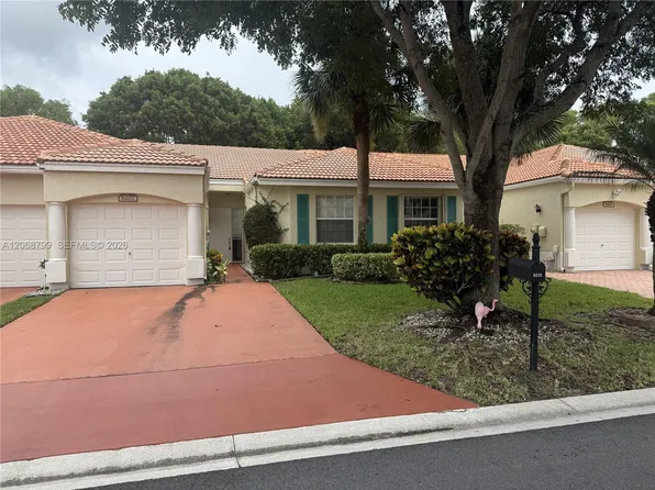 6207 Petunia Rd, Delray Beach, FL 33484