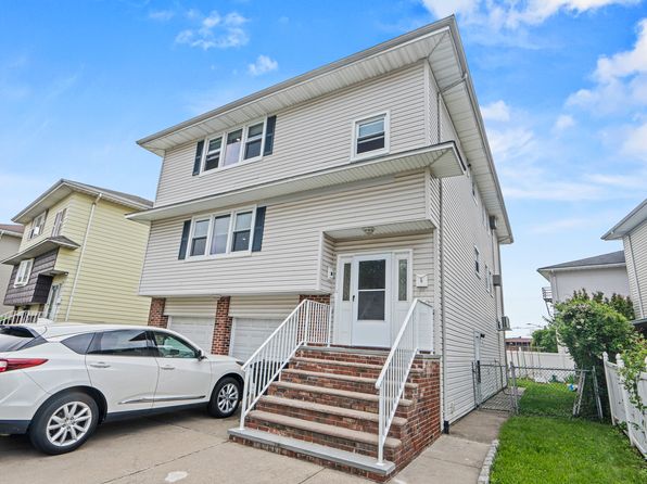 5 Acorn Rd FLOOR 1