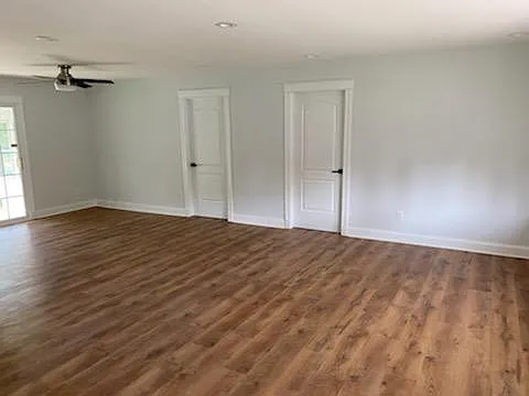 3909 Elmwood Dr — Photo 5