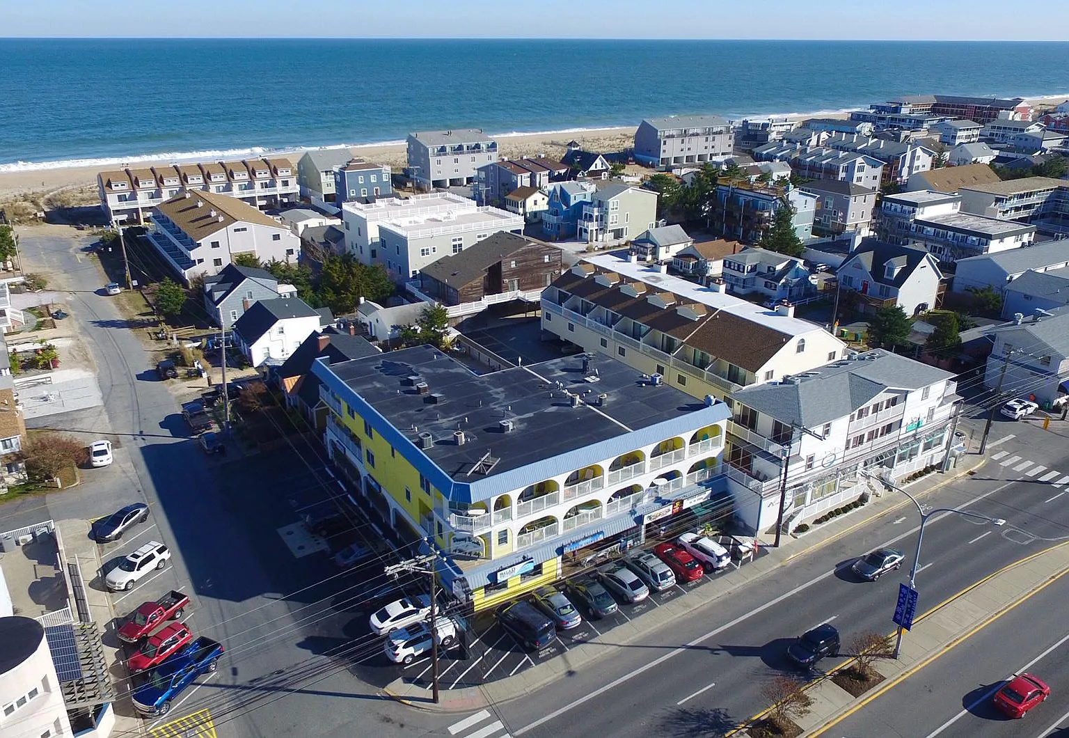 Surfrider — Photo 1