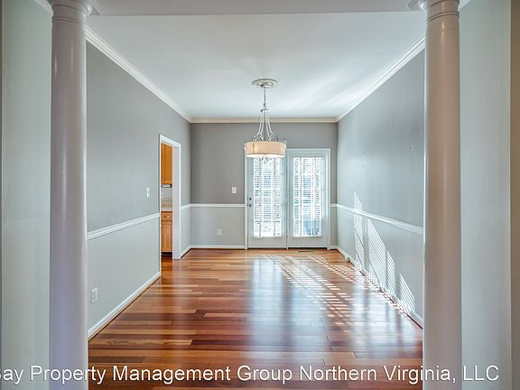 3rd image of 6907 Ridge Water Ct