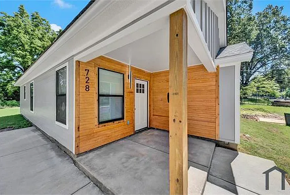 3 bed, 1084 sqft, $1,450 — Photo 3