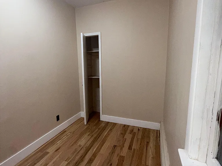 14 W 15th St #2LL — Photo 10