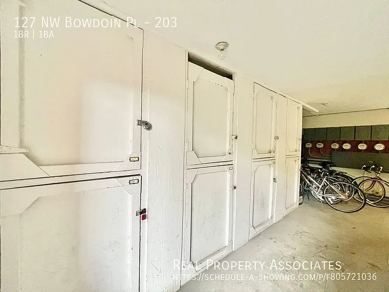 127 NW Bowdoin Pl #203 — Photo 16