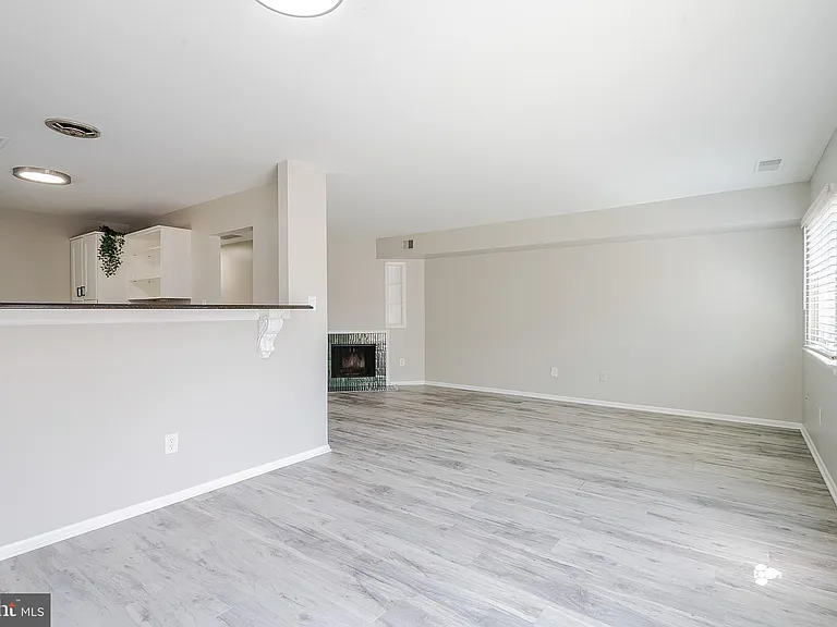 7932 Silverada Pl #126E — Photo 6