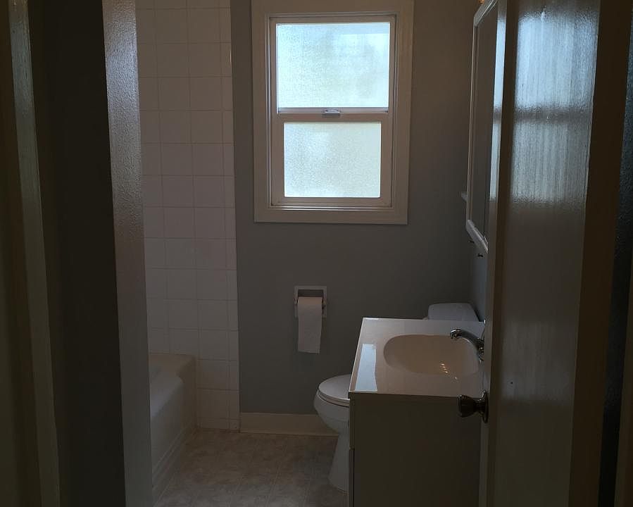 2nd image of 412 Louie Ave
