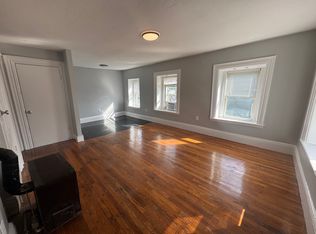 560 E 3rd St #3, Boston, MA 02127