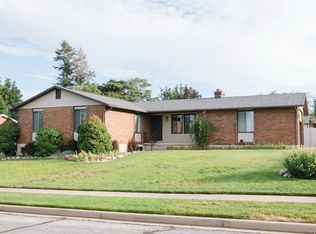 1157 E Creek View Dr, Fruit Heights, UT 84037