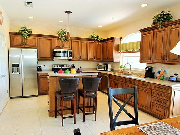 3rd image of 3848 Moreno Dr