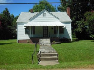 3809 Cameron Ave, Greensboro, NC 27401