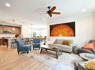 6136 Pier Dr, Denver, NC 28037