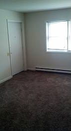 2nd image of 660 Gregs Dr APT 23