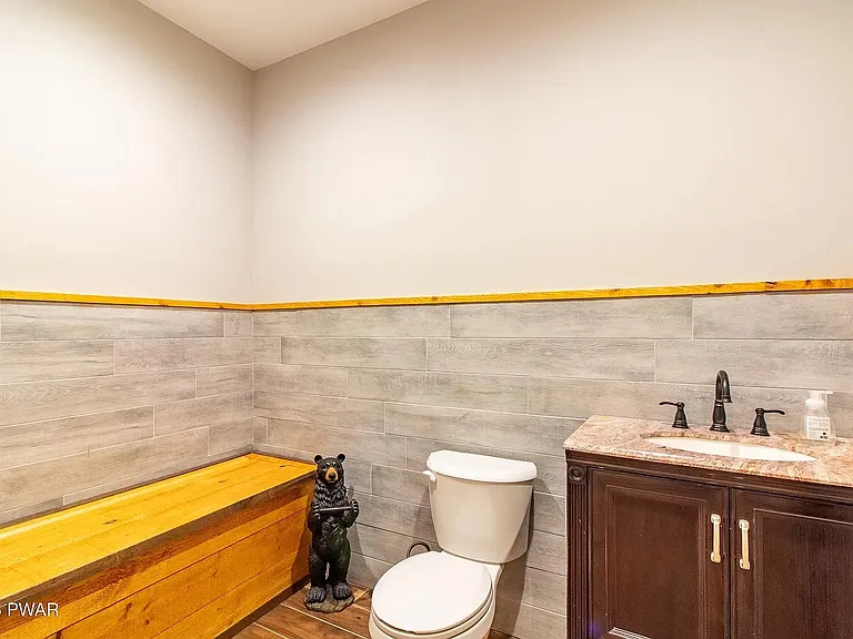111 Woodcrest Dr — Photo 36