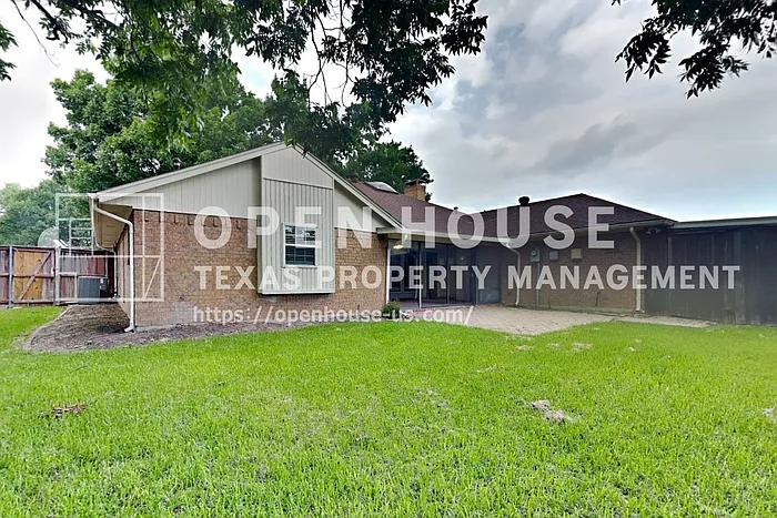 1914 Oakbluff Dr — Photo 19