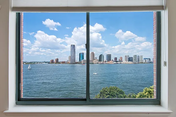 Sold by 721A Real Estate | media 12